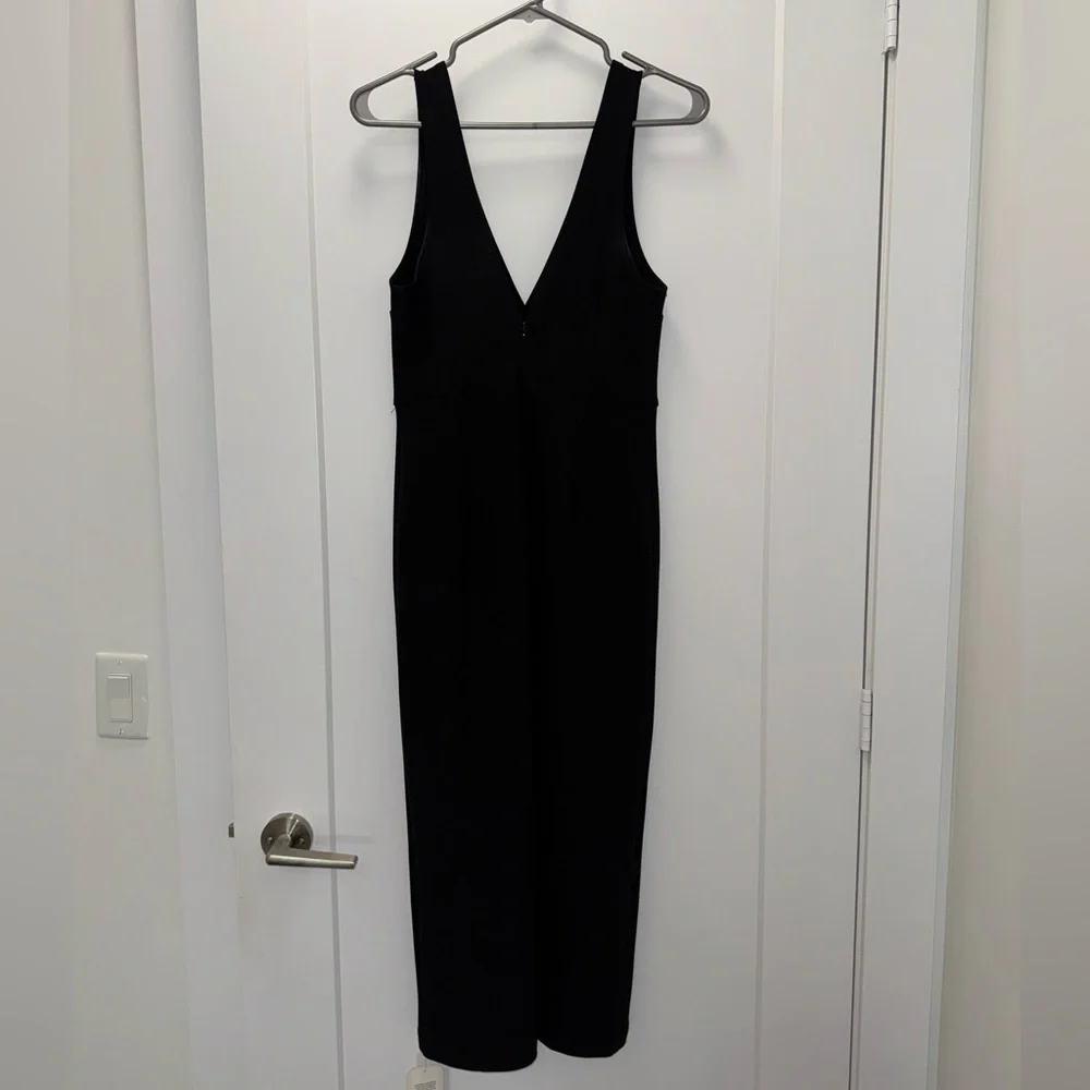 NWT Abercrombie Plunge V-Neck Midi Dress with Slit - Picture 2 of 6